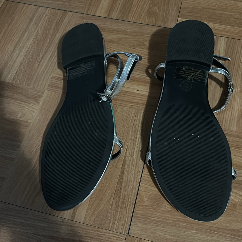 EUC silver sandal. - Picture 5 of 5